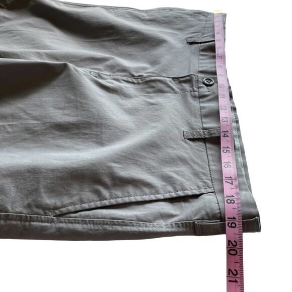 Men’s Dockers Light Gray Supreme Flex Cotton Blend Short in size 38. - Picture 8 of 10